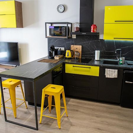 Apartman Yellow Submarine Se Slunnou Terasou Kutná Hora Kültér fotó